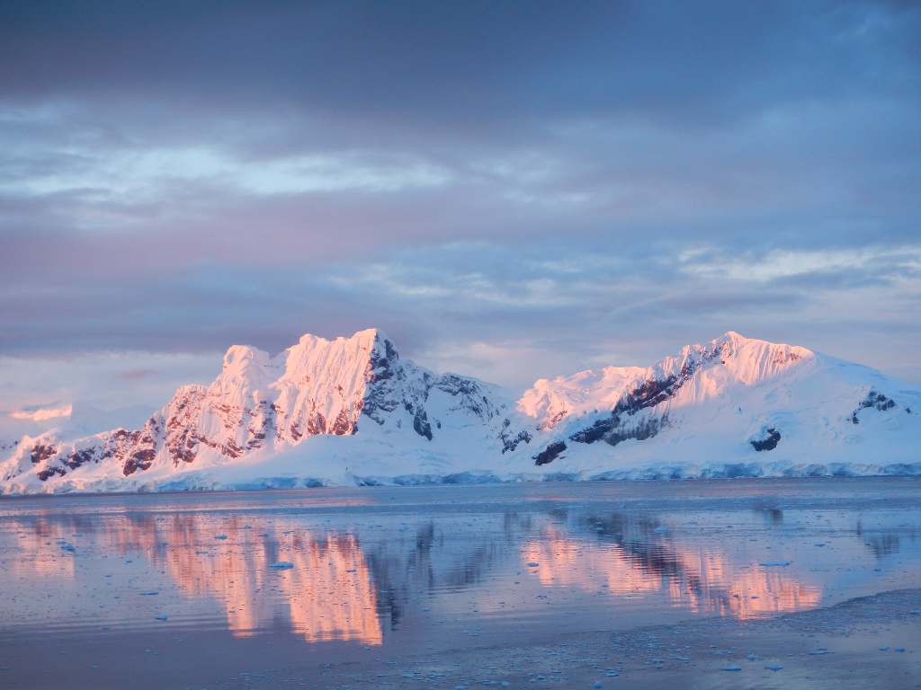 Antarctica  - Sunset on mountains