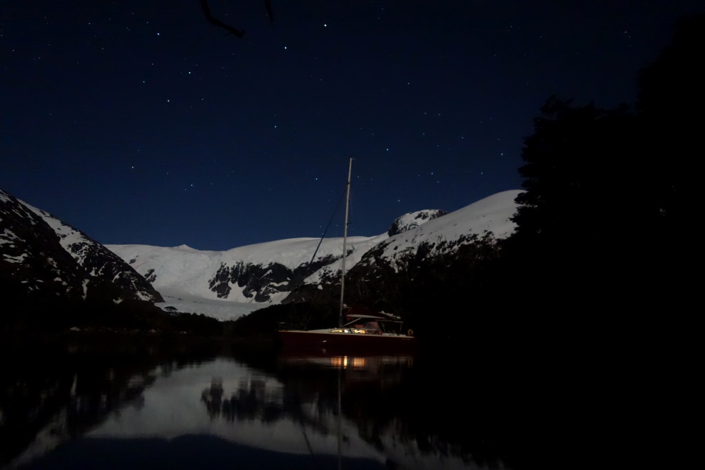 Coloane de nuit - Cap Horn et glaciers