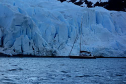 Le voilier à la rencontre des glaciers - Beagle - Concept Voile